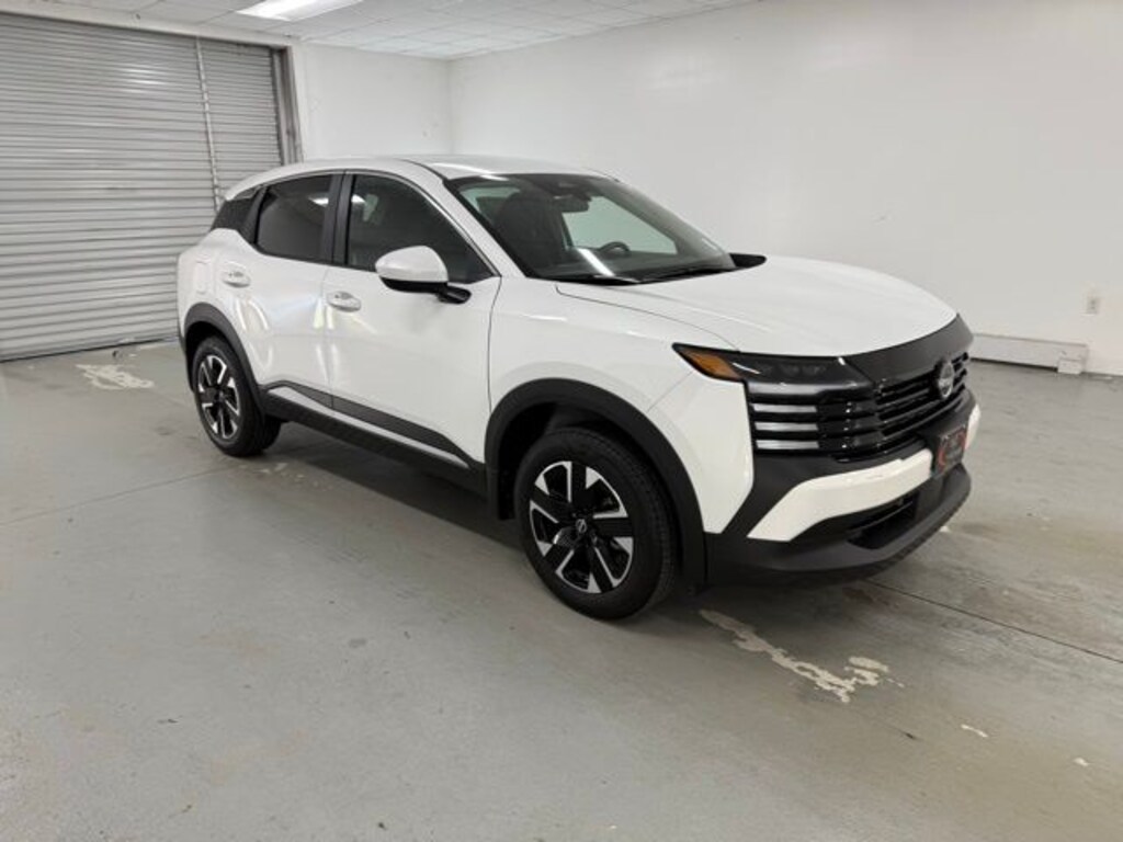 New 2025 Nissan Kicks SV SUV