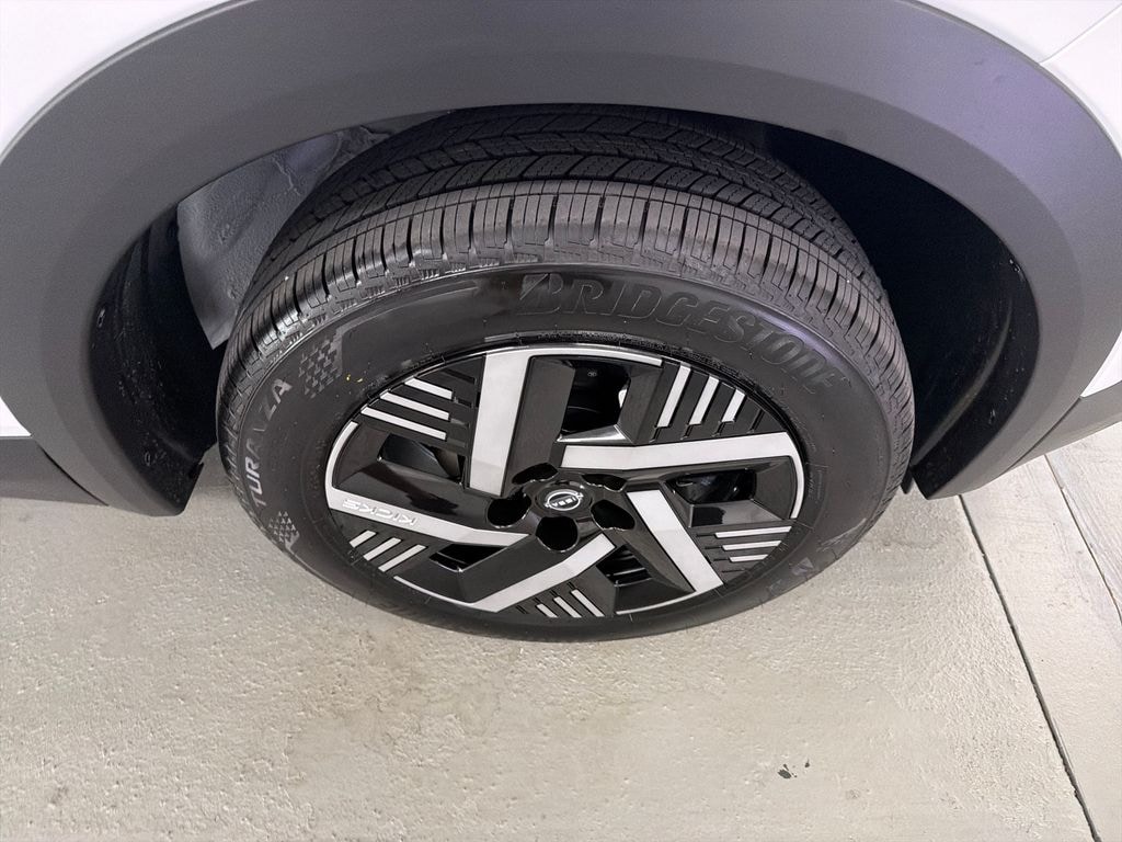 New 2026 Nissan Kicks SV SUV