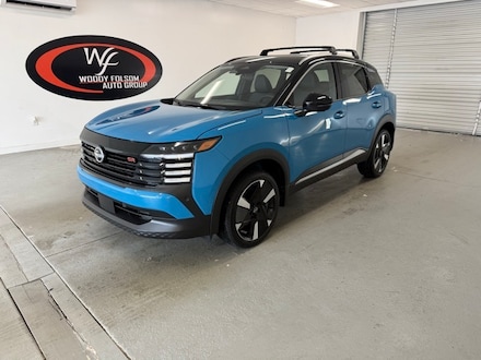 2025 Nissan Kicks SR SUV