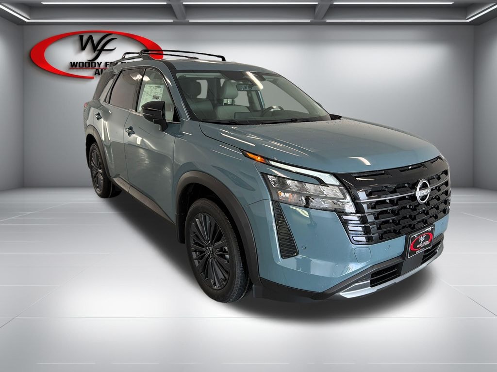 New 2026 Nissan Pathfinder SL SUV