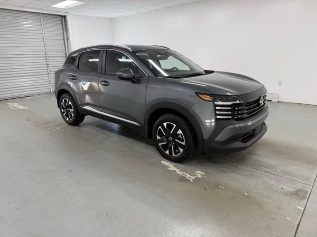 New 2025 Nissan Kicks SV SUV