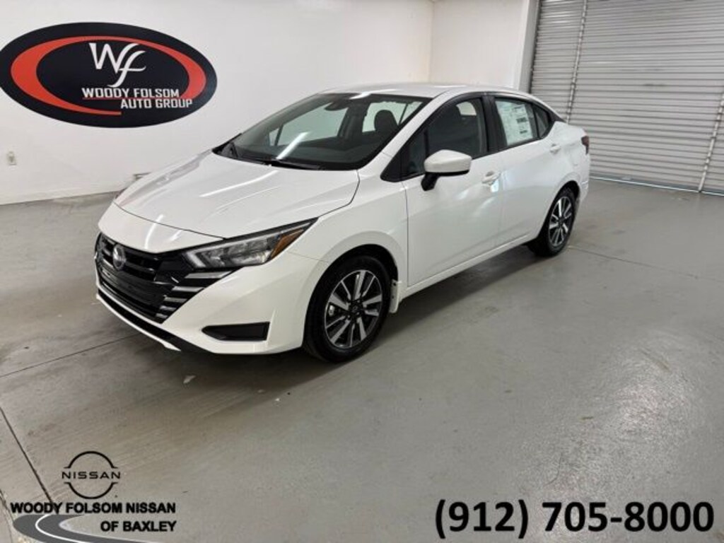 New 2025 Nissan Versa 1.6 SV Sedan