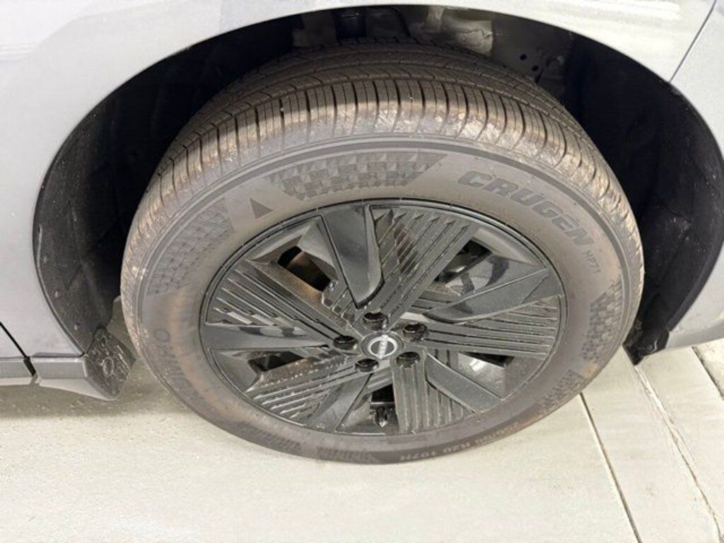 New 2025 Nissan Murano SV SUV