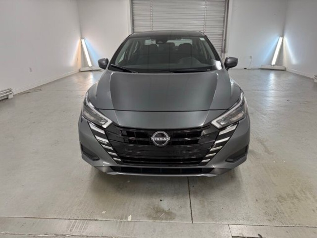 New 2025 Nissan Versa 1.6 SV Sedan