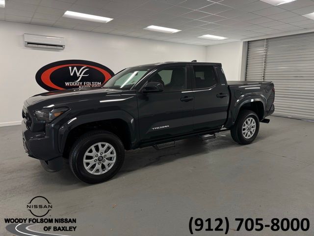 2024 Toyota Tacoma SR5's photo