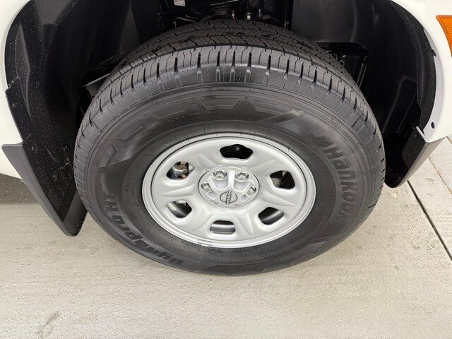 2026 Nissan Frontier King Cab S photo 3