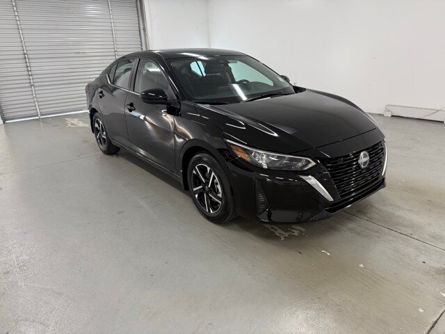 2025 Nissan Sentra SV photo 3