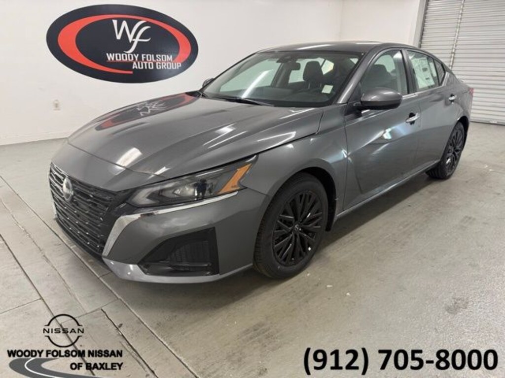 New 2025 Nissan Altima SV Sedan