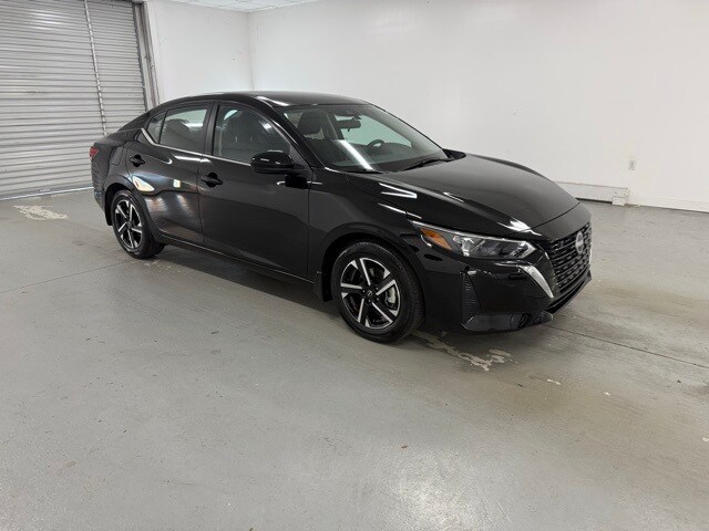 2025 Nissan Sentra SV photo 3