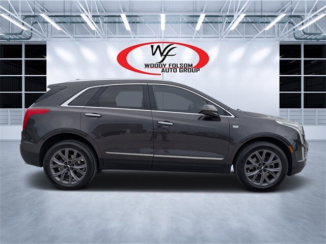 2019 Cadillac XT5 Luxury photo 2