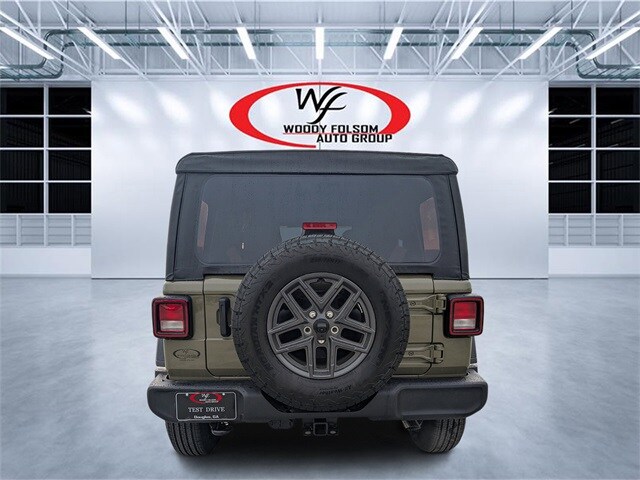 2025 Jeep Wrangler Sport S photo 2