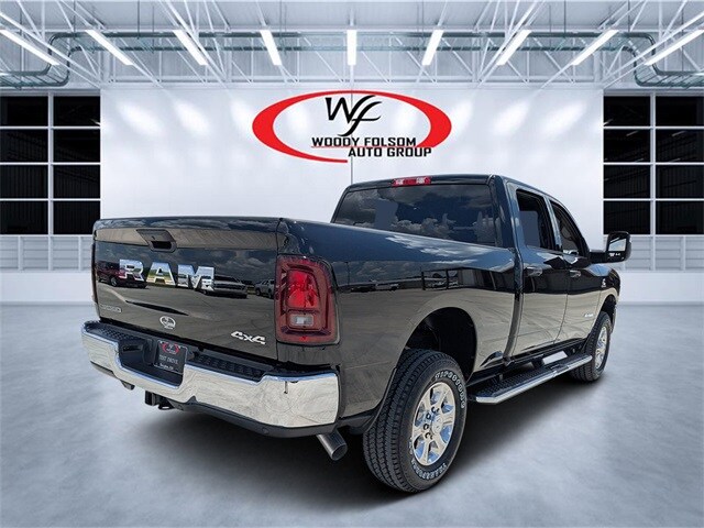 2025 Ram 2500 Big Horn photo 3
