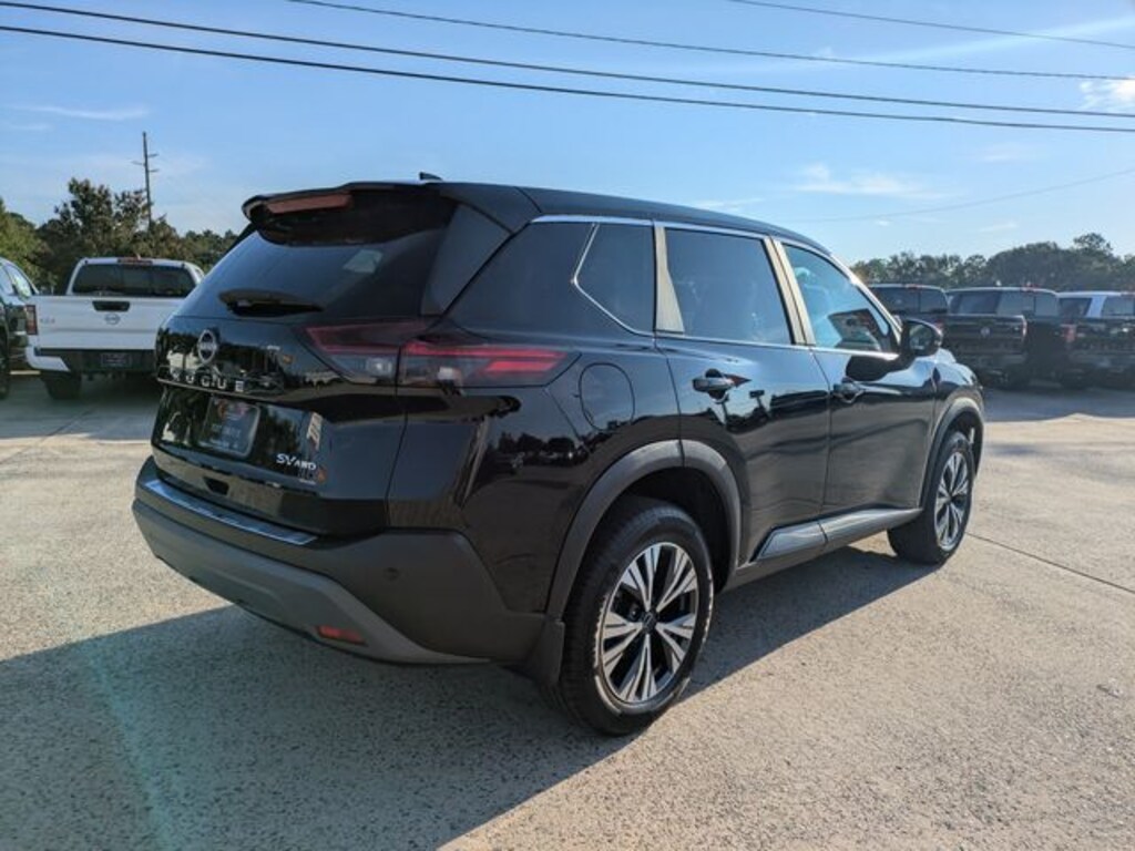 Used 2023 Nissan Rogue SV SUV