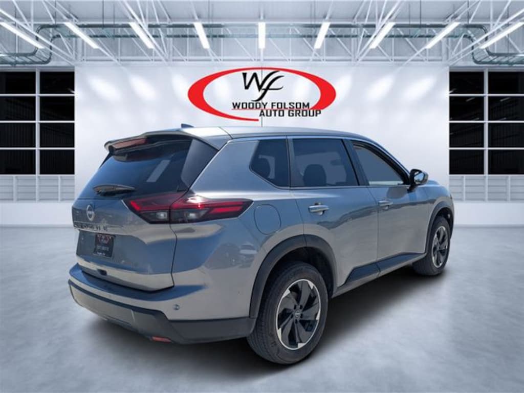 Used 2025 Nissan Rogue SV SUV
