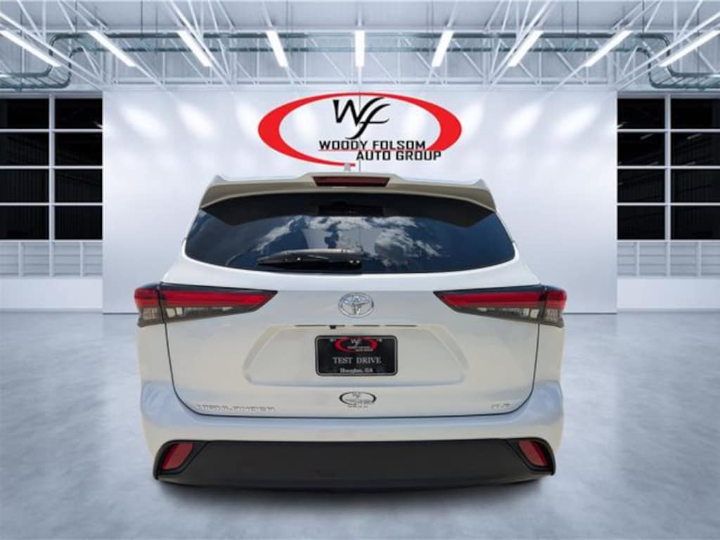 Used 2023 Toyota Highlander XLE SUV