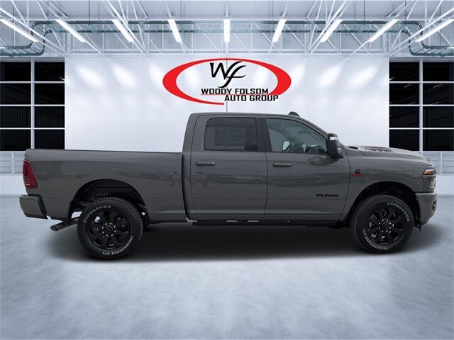 2026 Ram 3500 Laramie photo 2