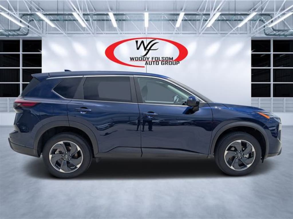 Used 2025 Nissan Rogue SV SUV