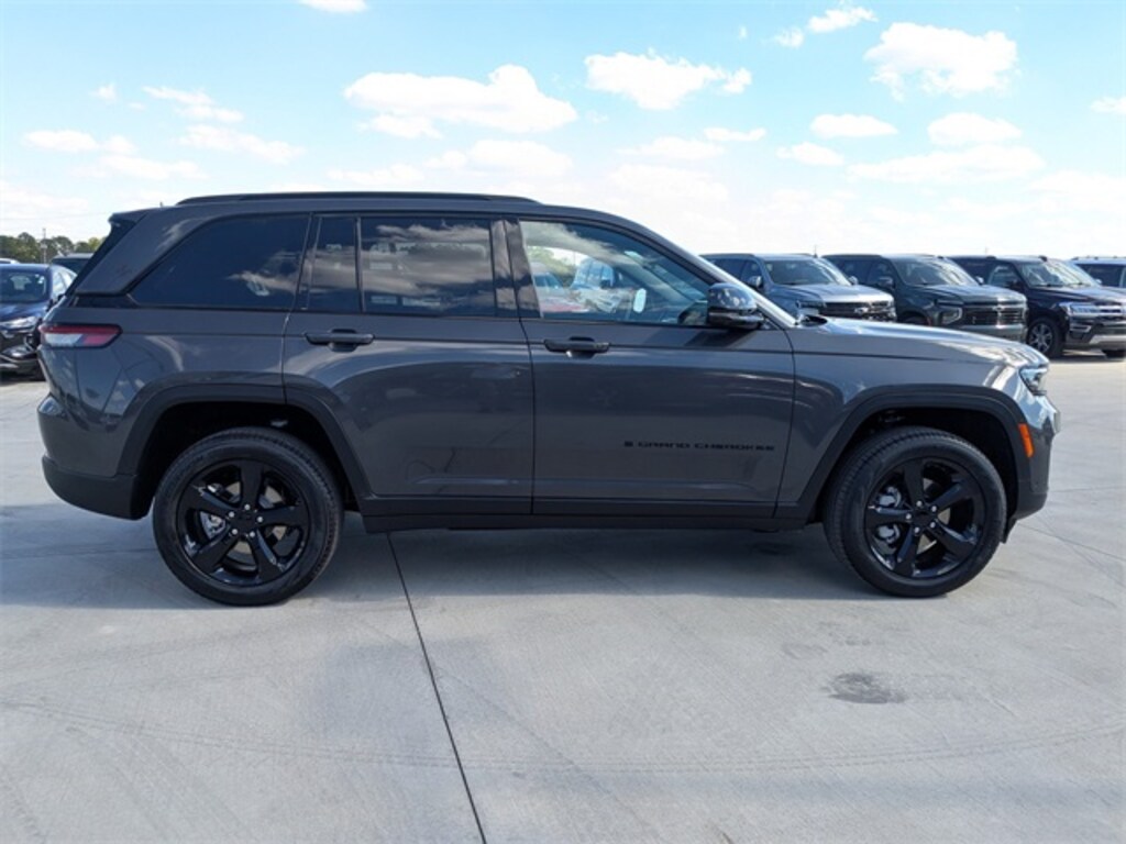 New 2025 Jeep Grand Cherokee LIMITED 4X4 Sport Utility