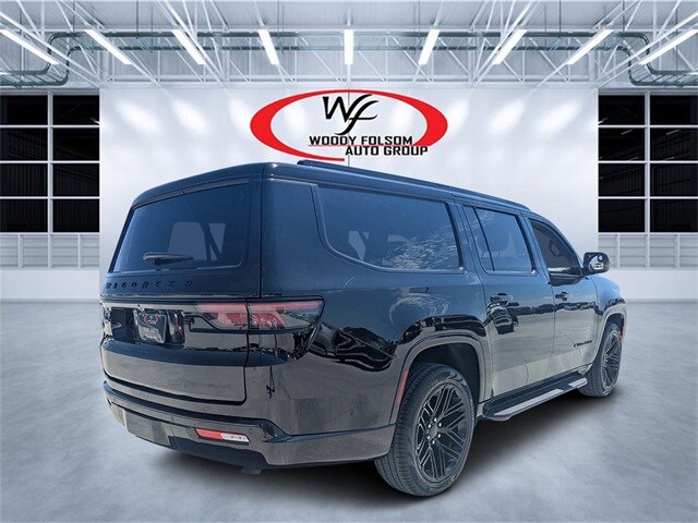 2025 Jeep Wagoneer L Series II Carbide photo 2