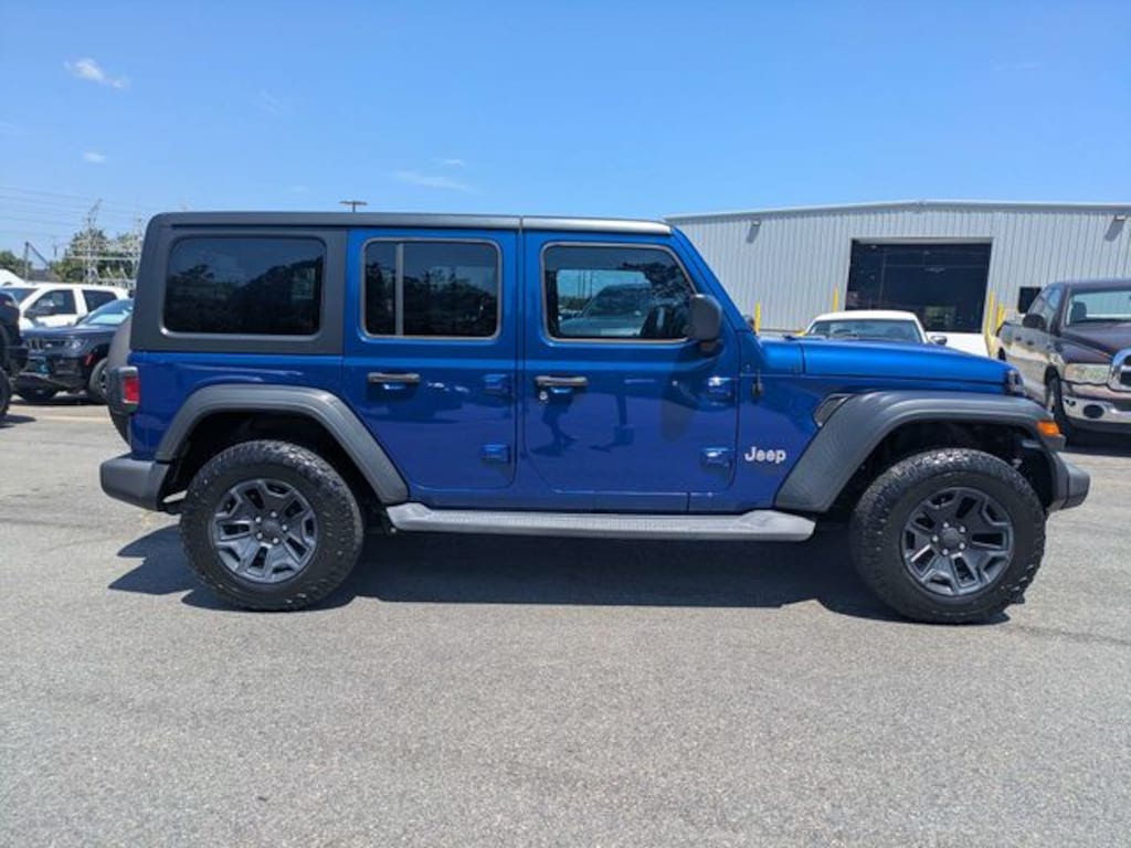 Used 2018 Jeep Wrangler Unlimited Sport 4x4 SUV