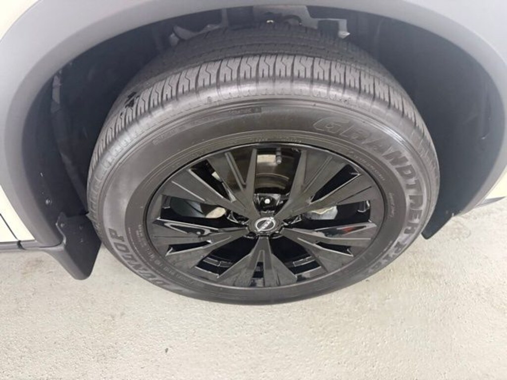 Used 2023 Nissan Rogue SV SUV