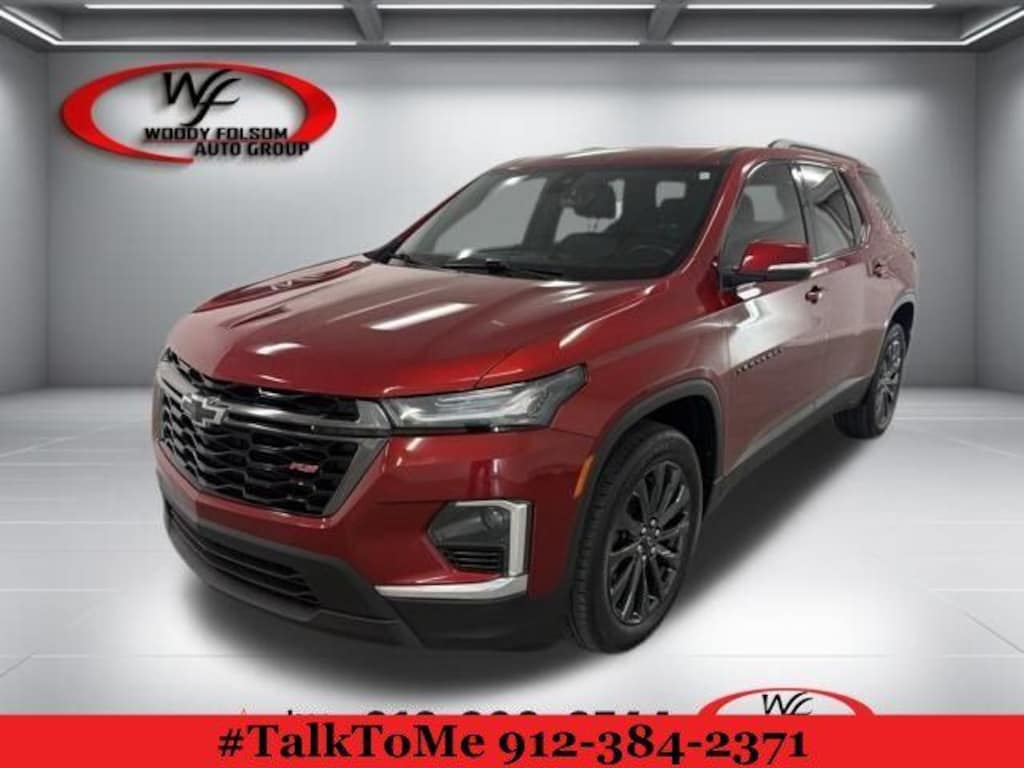 Used 2023 Chevrolet Traverse RS SUV