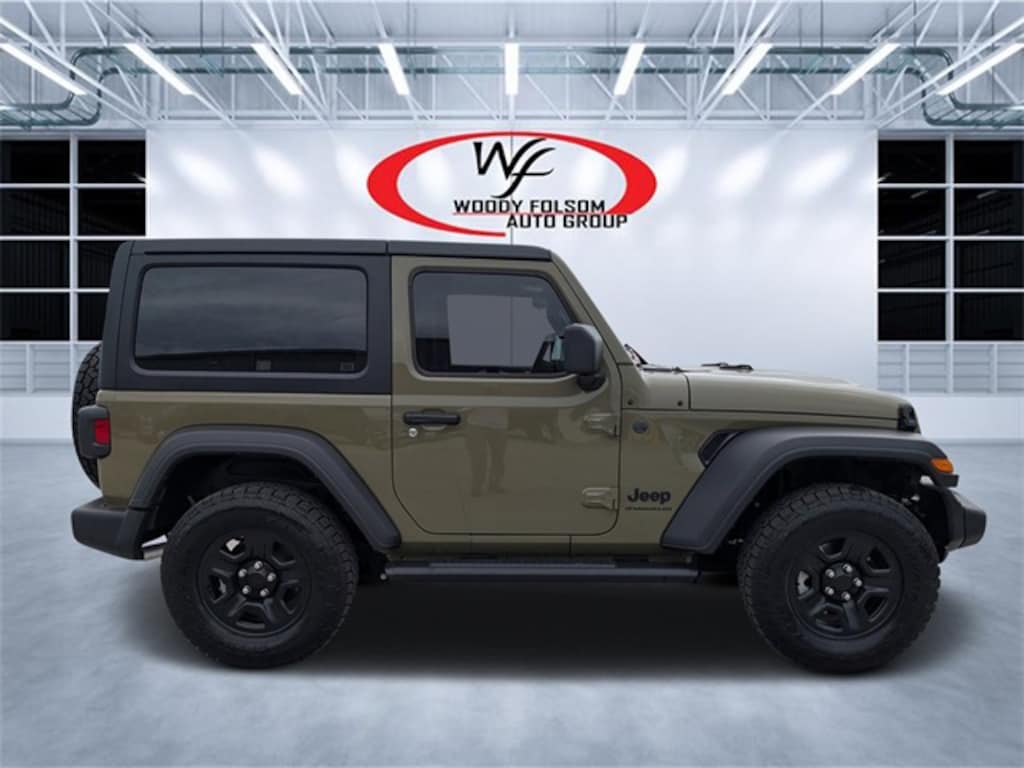 Used 2025 Jeep Wrangler Sport SUV