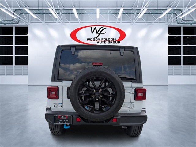 2023 Jeep Wrangler 4xe Sahara photo 2