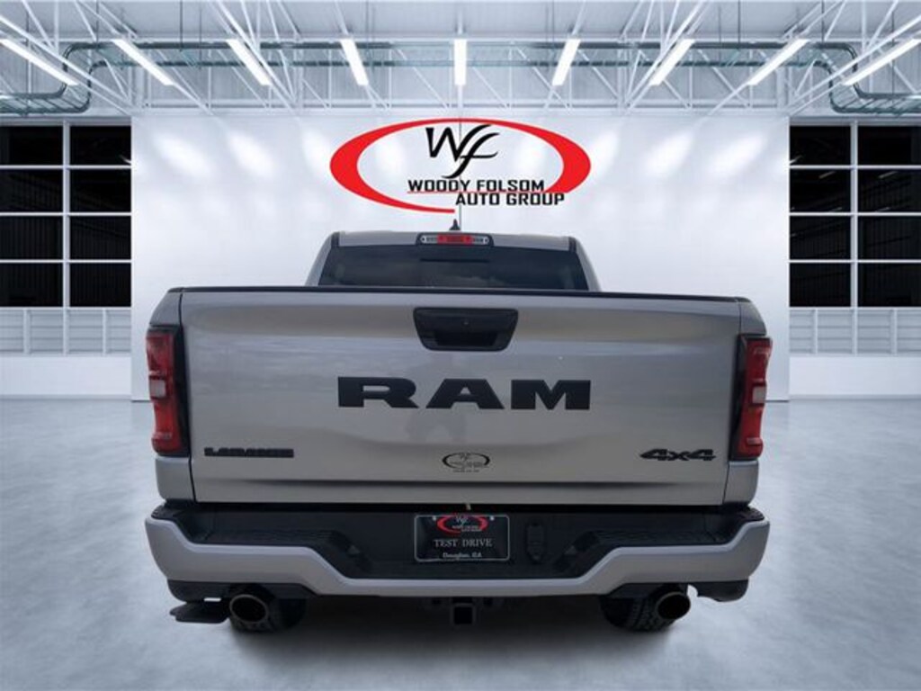 New 2025 Ram 1500 LARAMIE CREW CAB 4X4 5'7 BOX Pickup