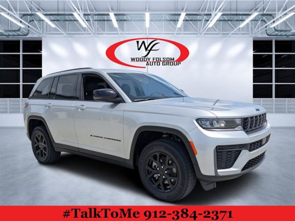 New 2026 Jeep Grand Cherokee LAREDO ALTITUDE 4X2 Sport Utility