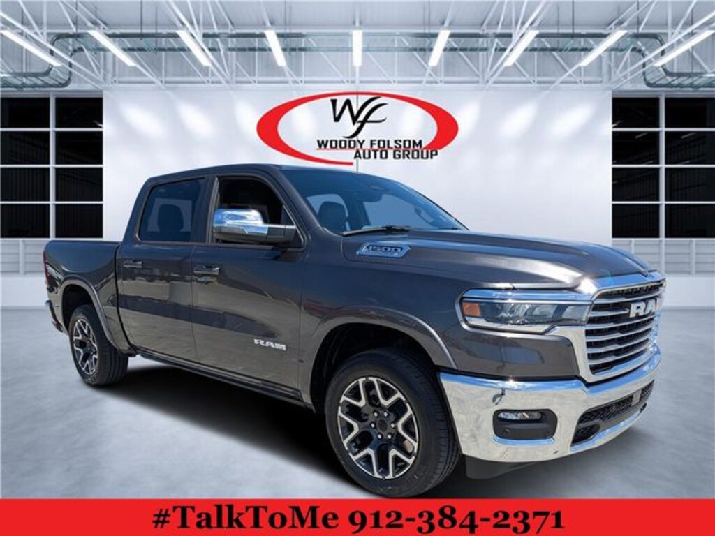 New 2026 Ram 1500 LARAMIE CREW CAB 4X4 5'7 BOX Pickup