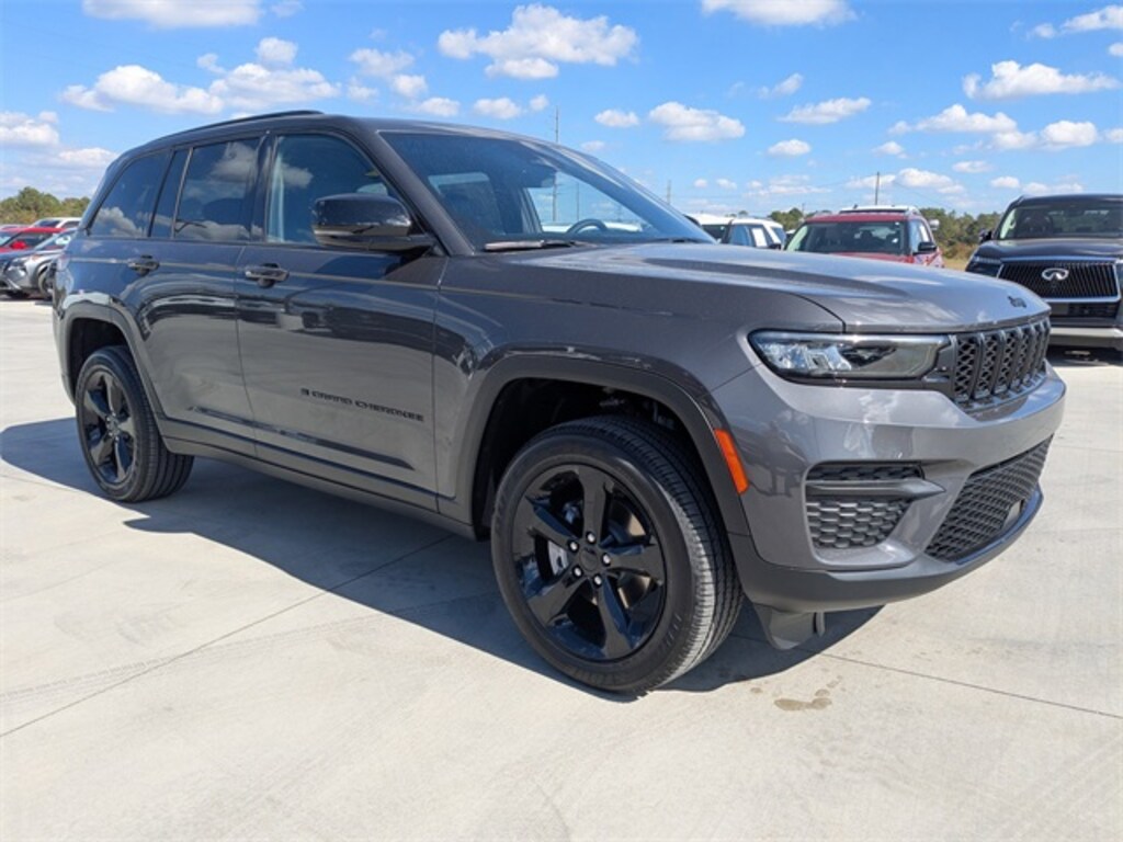 New 2025 Jeep Grand Cherokee ALTITUDE X 4X4 Sport Utility