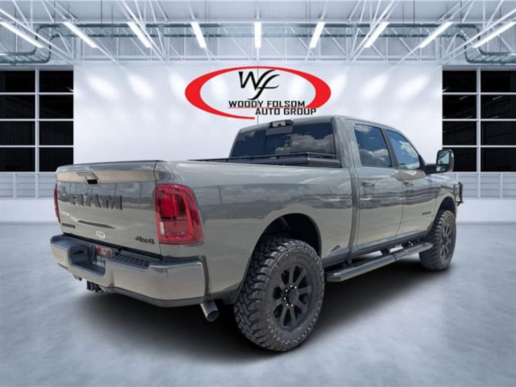 New 2026 Ram 2500 LARAMIE CREW CAB 4X4 6'4 BOX Pickup