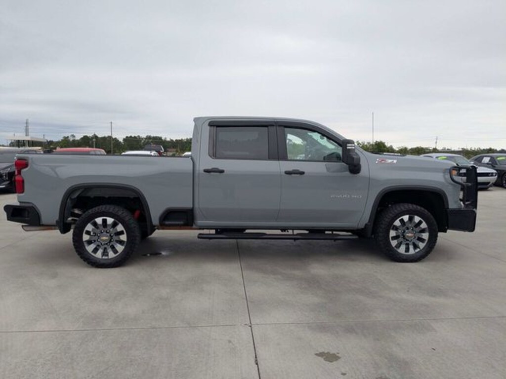 Used 2024 Chevrolet Silverado 2500 HD Custom Truck Crew Cab