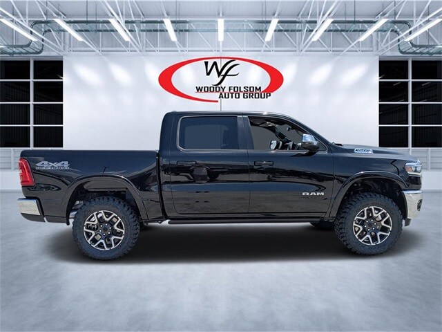2026 Ram 1500 Laramie photo 2