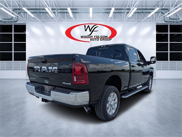 2025 Ram 2500 Laramie photo 3