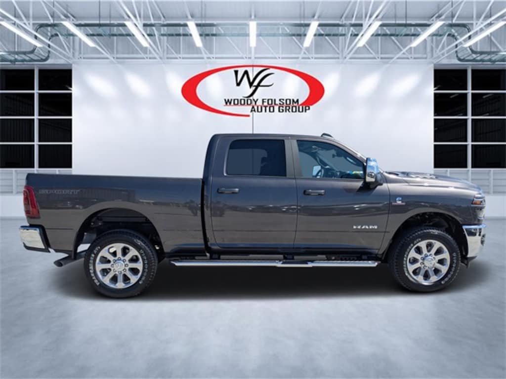 New 2025 Ram 2500 LARAMIE CREW CAB 4X4 6'4 BOX Pickup