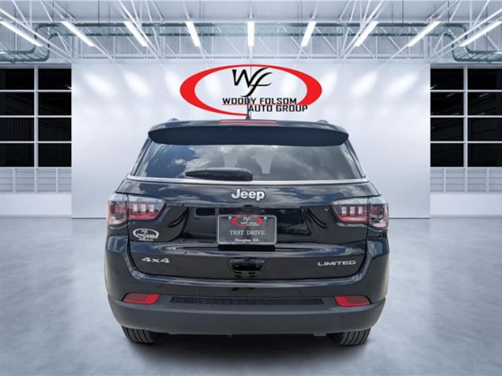 New 2026 Jeep Compass LIMITED 4X4 Sport Utility