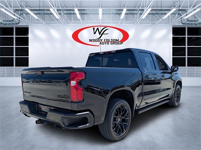 2025 Chevrolet Silverado 1500 High Country photo 2