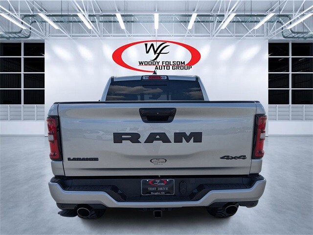 2025 Ram 1500 Laramie photo 3