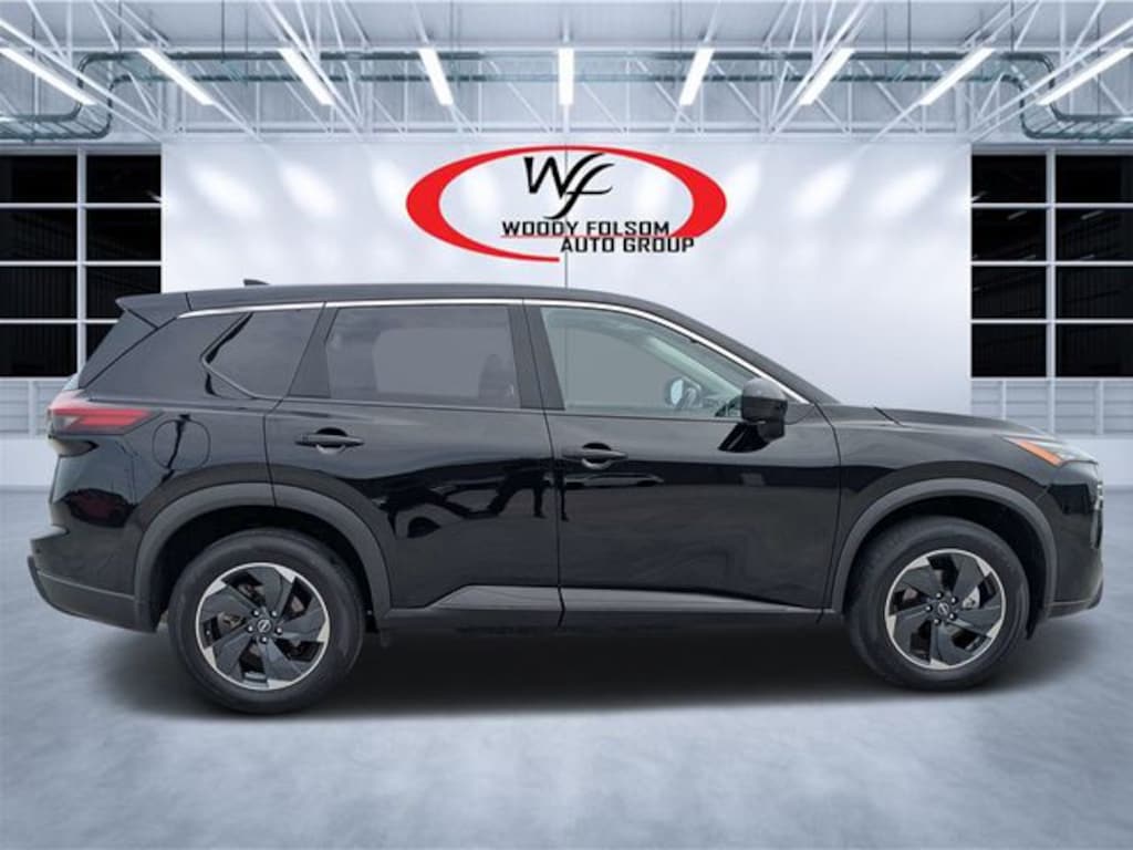 Used 2025 Nissan Rogue SV SUV