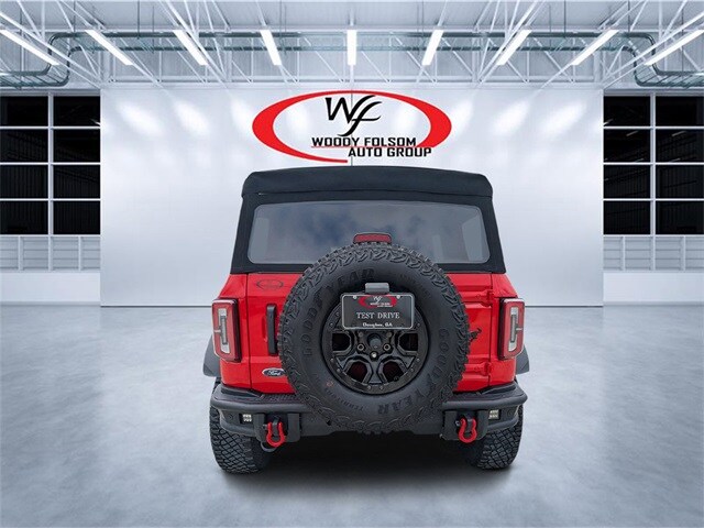 2022 Ford Bronco Wildtrak photo 2