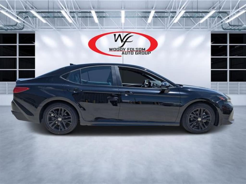 Used 2026 Toyota Camry SE Sedan