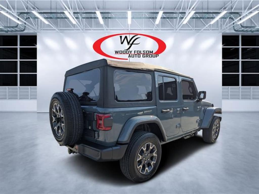 New 2026 Jeep Wrangler 4-DOOR SAHARA Sport Utility