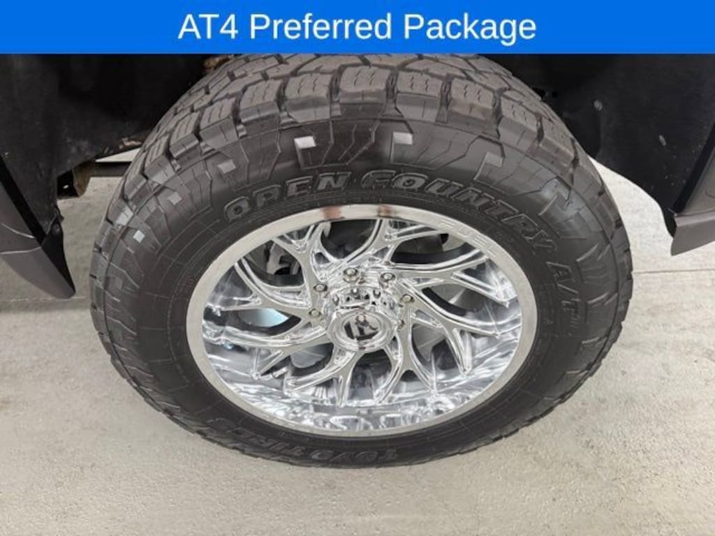 Used 2022 GMC Sierra 2500 HD AT4 Truck Crew Cab