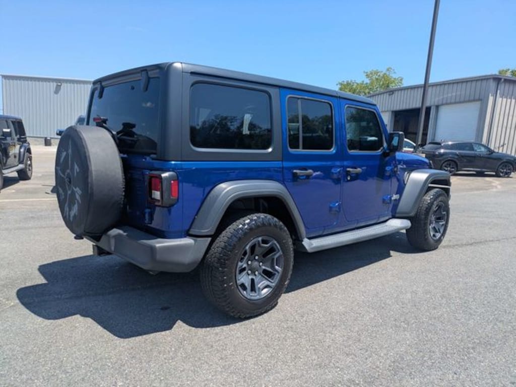 Used 2018 Jeep Wrangler Unlimited Sport 4x4 SUV