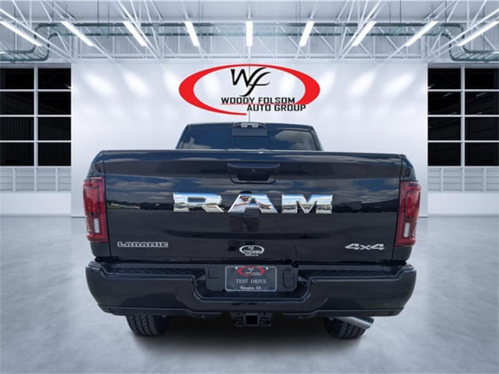 New 2026 Ram 2500 LARAMIE CREW CAB 4X4 6'4 BOX Pickup