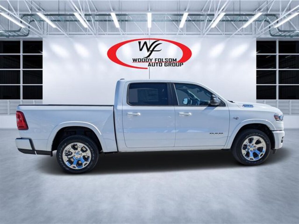 New 2026 Ram 1500 BIG HORN CREW CAB 4X4 5'7 BOX Pickup