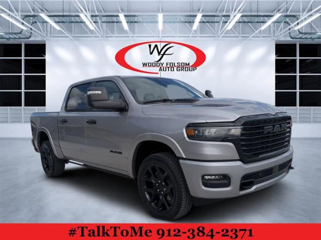 New 2025 Ram 1500 LARAMIE CREW CAB 4X4 5'7 BOX Pickup