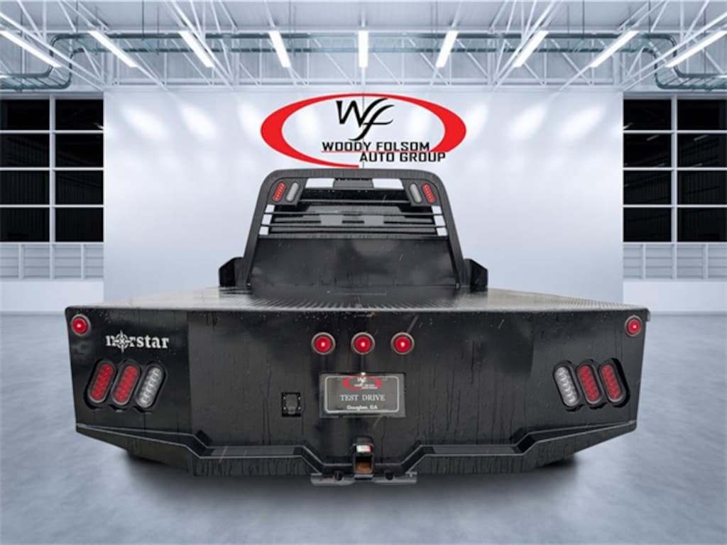 New 2024 Ram 3500 Chassis Cab 3500 TRADESMAN CREW CAB CHASSIS 4X4 60' CA Pickup
